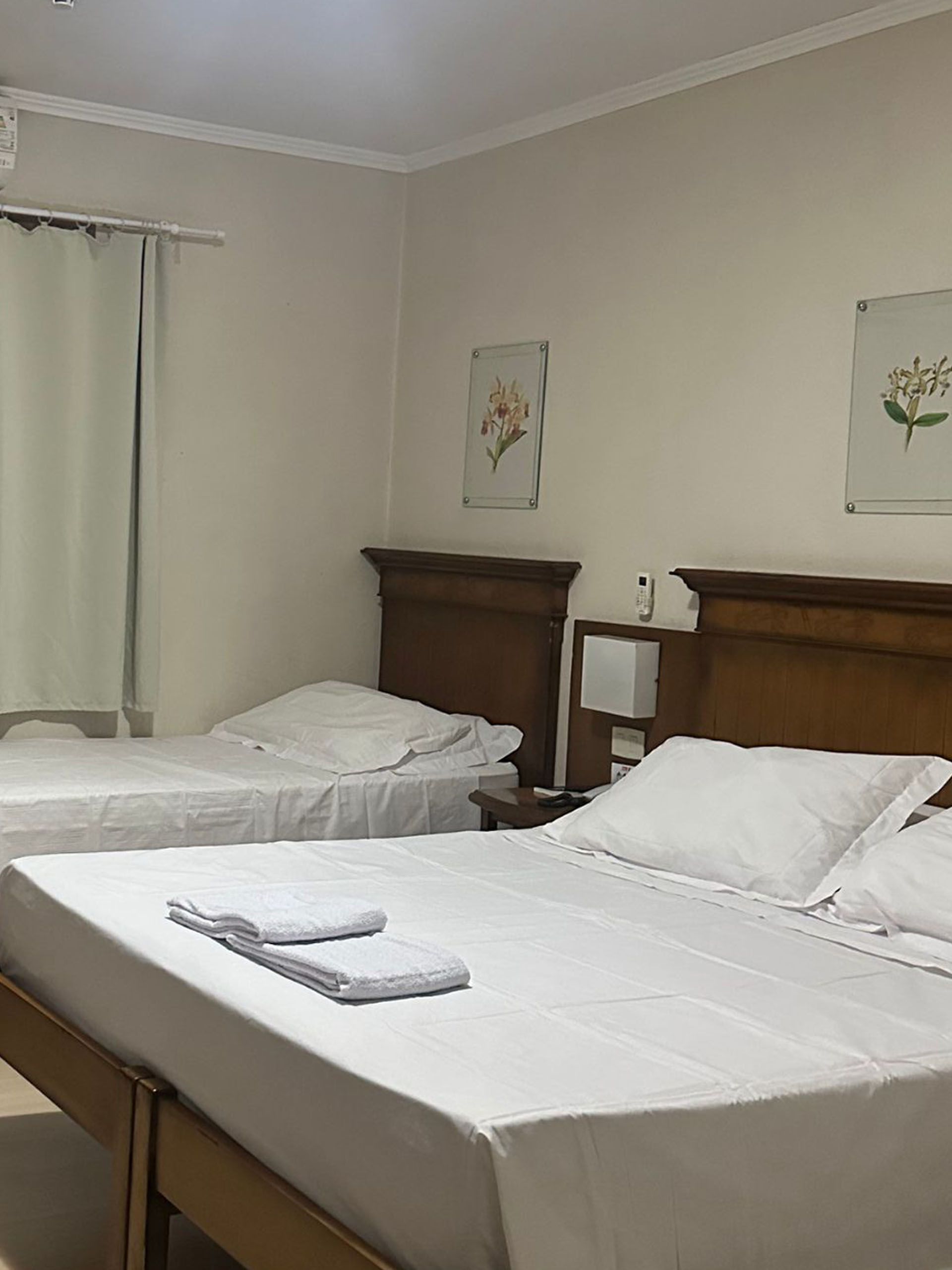 Quarto Triplo Básico